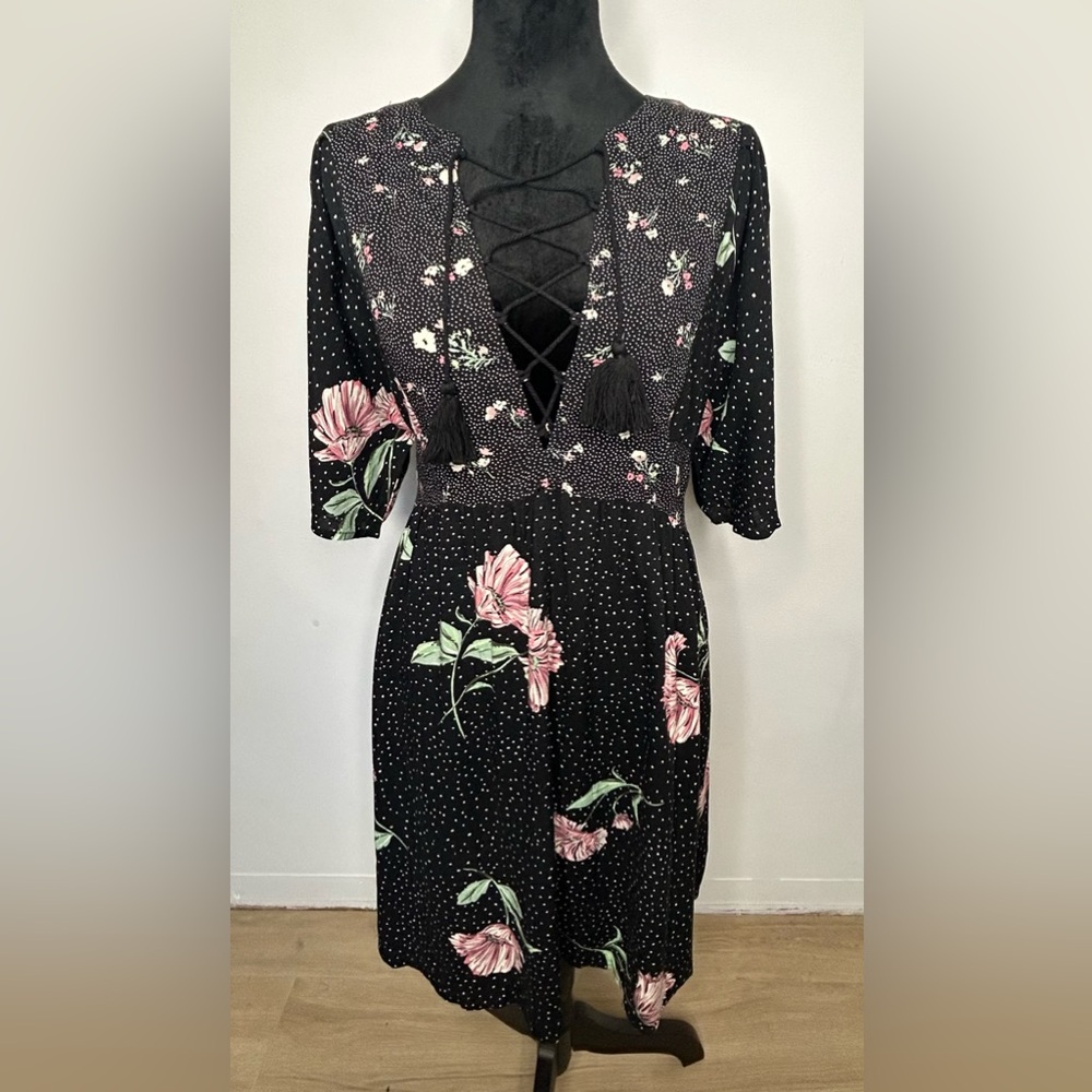 Xhilaration Women’s Sm Floral Dress - Picture 6 of 9
